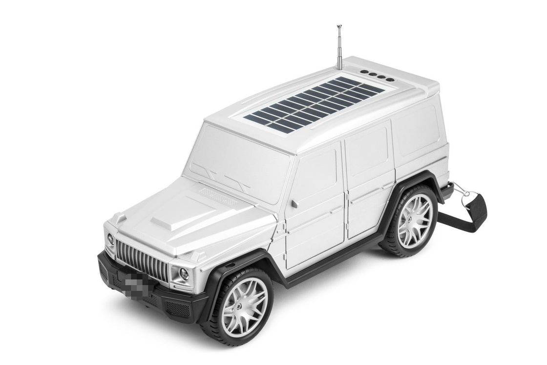 クラシックカー型のブルートゥーススピーカー ソーラー懐中電灯とラジオの機能を組み合わせ 家庭旅行 屋外