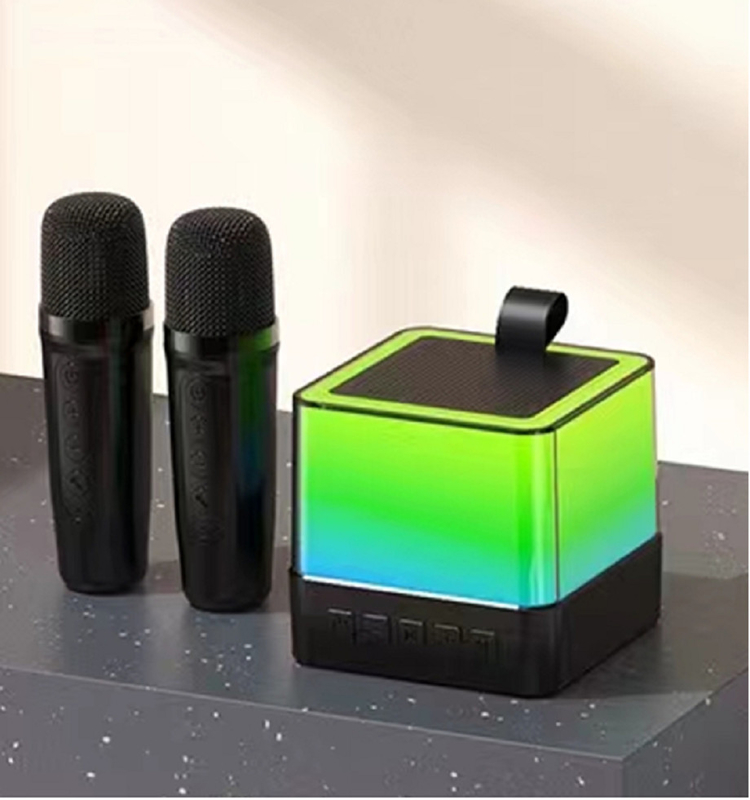 多色LEDミニキューブスピーカー 89mm パーティやカラオケのために完璧な音色