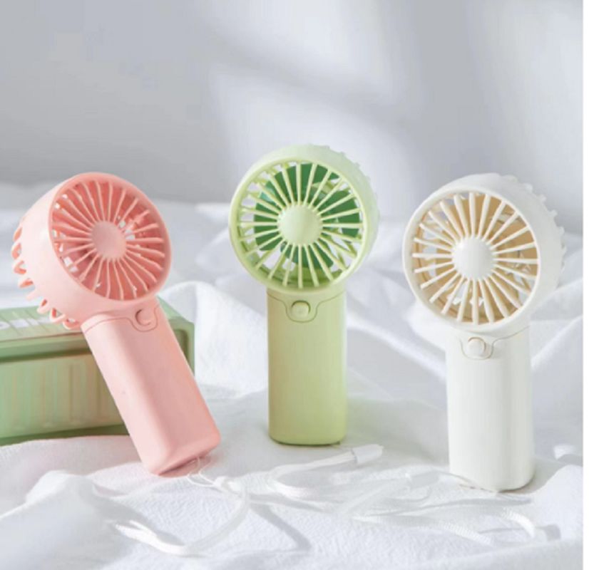 単4電池式ハンドヘルドファン 2W ABSボディ 6*3.7*12.5cm サイズ 53.7g 軽量 ストラップ付き グリーン レッド ホワイト